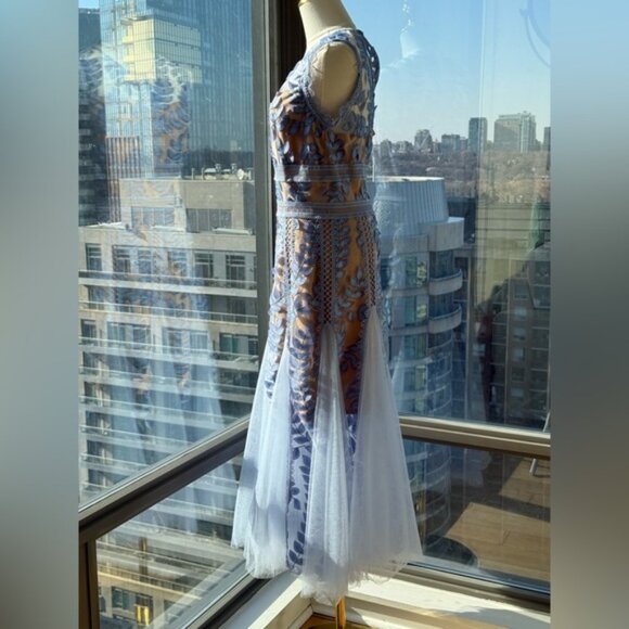 🆕 BRONX & BANCO 🧿 NWOT Violet Flared Embroidered Mesh Midi Dress, Sz M US 6 - Picture 5 of 16